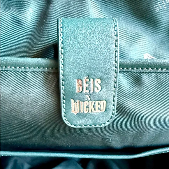 BÉIS Green WICKED 💚 Backpack - Picture 7 of 10